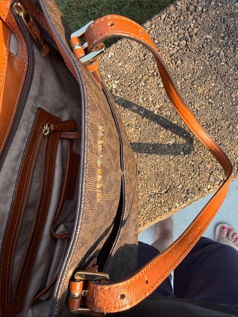 Michael Kors Bedford large pocket tote